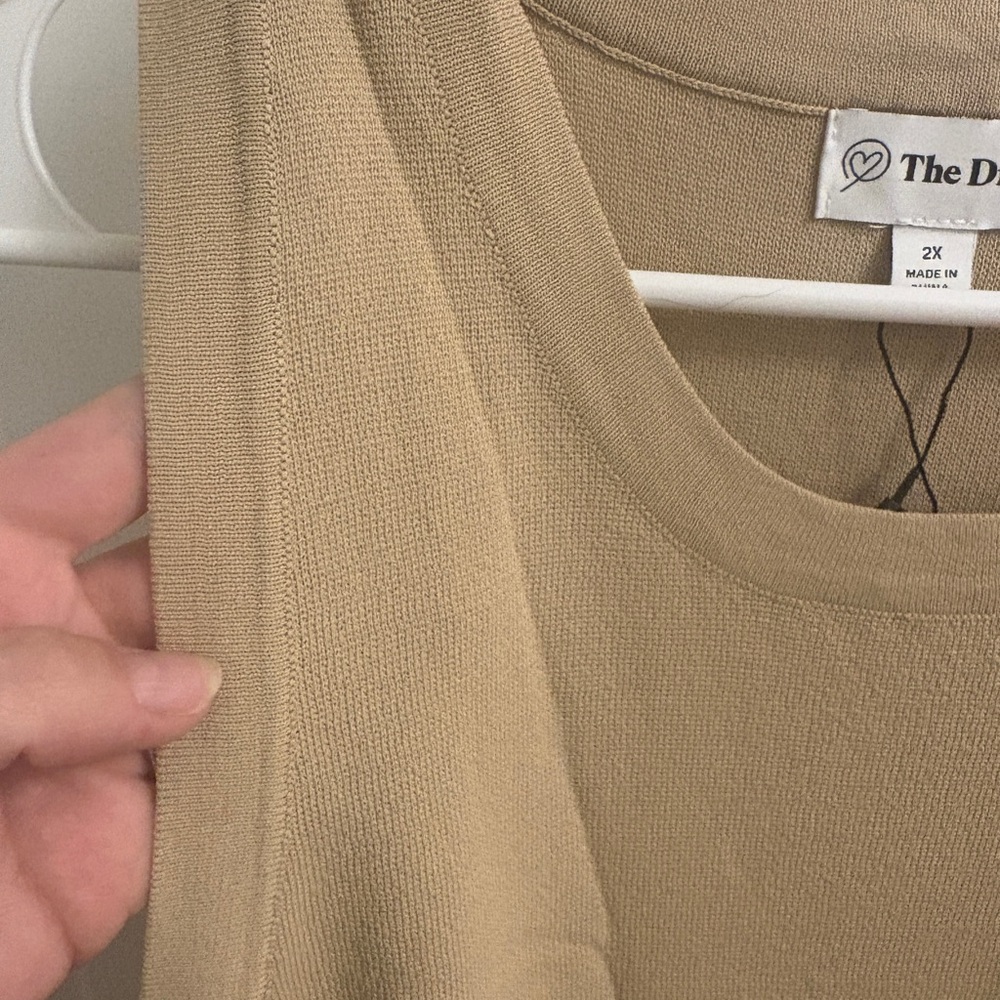 The Drop Tan Sleeveless Maxi Dress - Picture 2 of 6